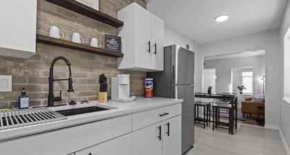 Welcoming modern Apartment in Central El Paso