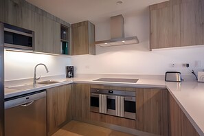 Fridge, microwave, oven, dishwasher