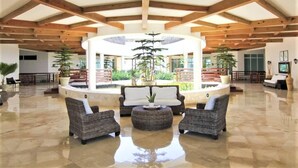 Lobby - Punta Palmera Beach Front with private cold jacuzzI (Punta Cana)