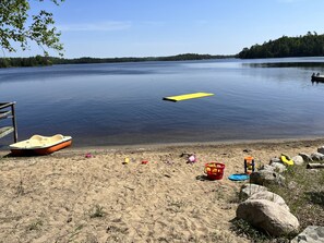 Beach - Unique 1929 Lakeside Cabin with shared hot tub and sauna! (Nestor Falls)