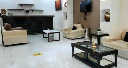 Rehana Al-Worood Khamis Mushait