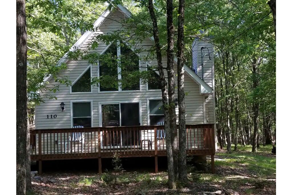 The Comfy Chalet in the gorgeous Poconos