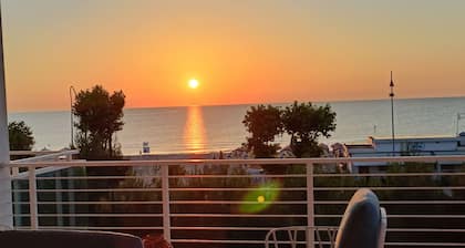 Seafront, apartment with wonderful terrace
