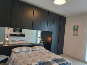 2 Schlafzimmer, Bügeleisen/Bügelbrett, kostenloses WLAN