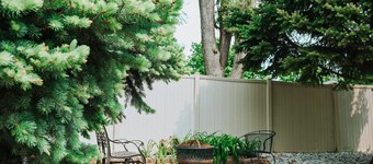 4bd 2b 9 guests | Great Backyard | Ping Pong Table