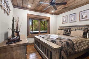 4 chambres, fer et planche à repasser, lit parapluie, Wi-Fi gratuit