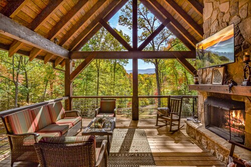 Luxury Family Mountain Escape & Serene Splendor