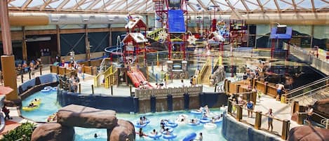 Piscine couverte, piscine extérieure