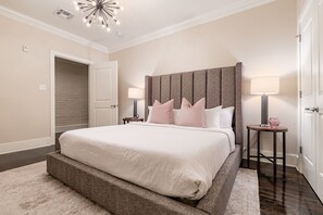 2 chambres, fer et planche à repasser, Wi-Fi, literie fournie