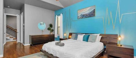 3 slaapkamers, een strijkplank/strijkijzer, wifi, beddengoed