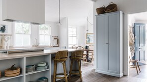Fridge, microwave, dishwasher, coffee/tea maker
