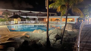 Piscina externa