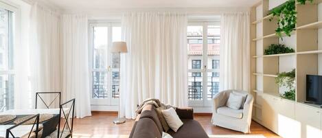 Fernseher, Arbeitsbereiche