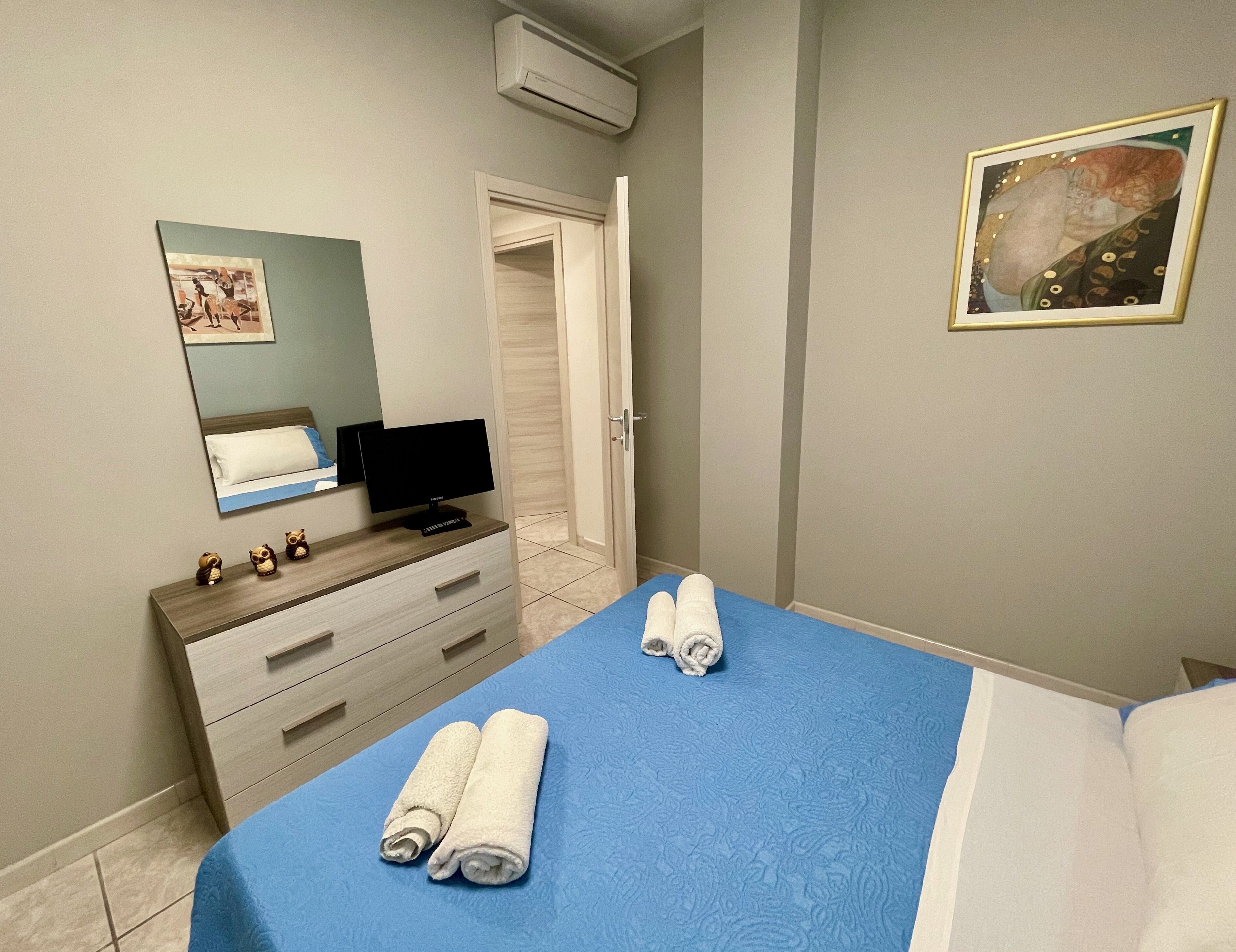 2 camere, una scrivania, ferro/asse da stiro, Wi-Fi