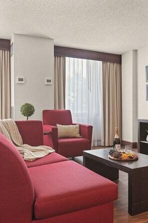 Living area - The Armon Stamford Hotel & Conference (Stamford)