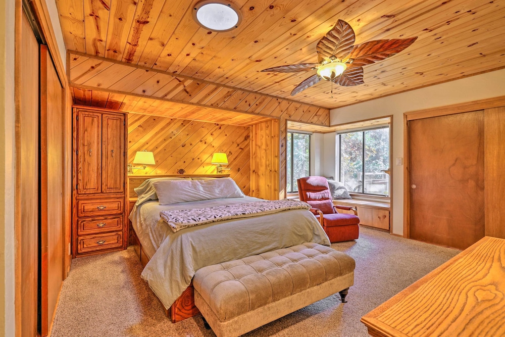 Quiet Twain Harte Cabin w/ Deck + Forest Views! Tuolumne County Vrbo