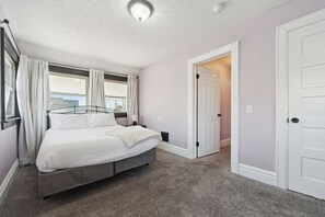 3 Schlafzimmer, Schreibtisch, kostenloses WLAN, Bettwäsche