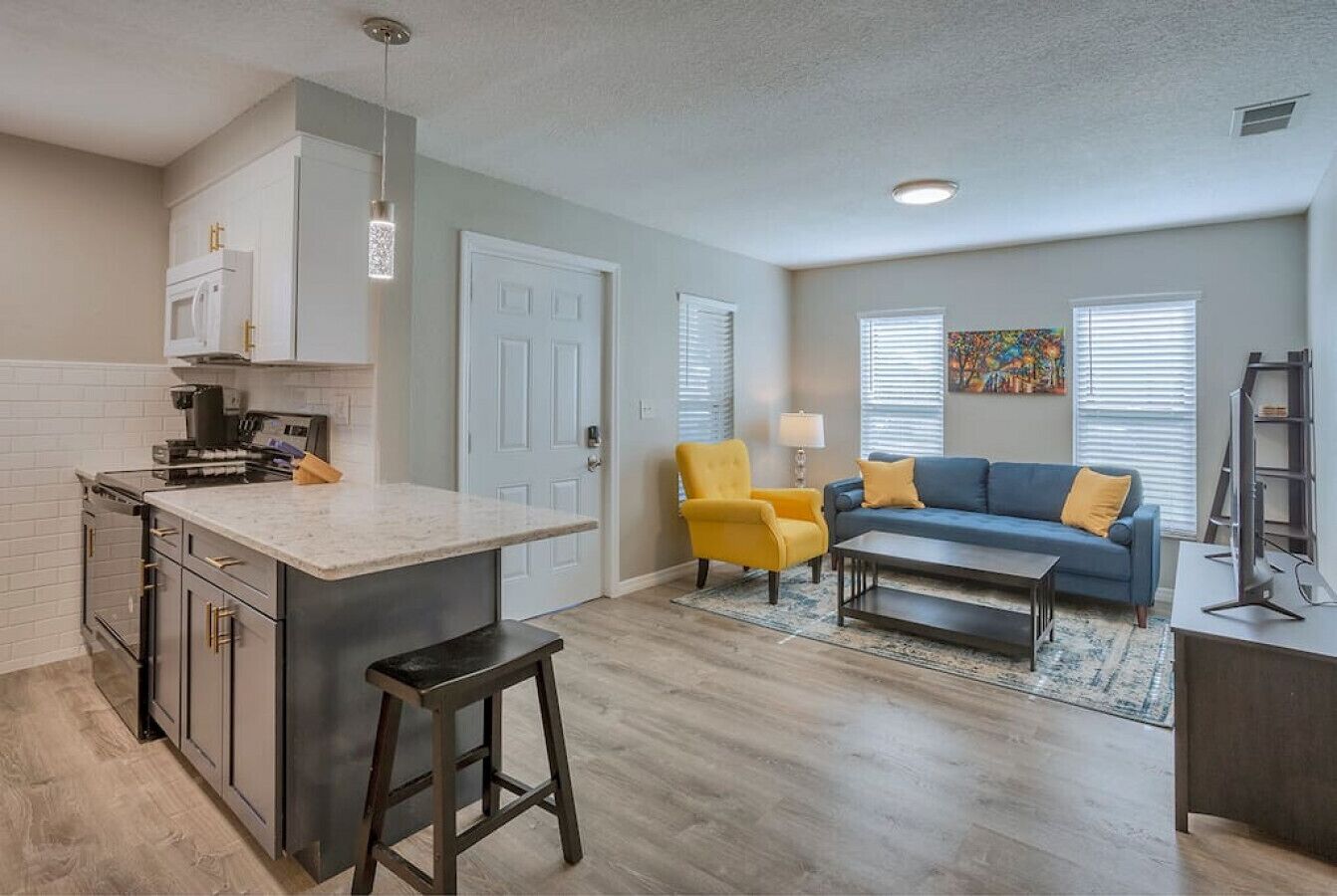 Ybor A · Glam Ybor Duplex! Walk to 7th Ave! Unit N10-A