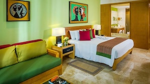 In-room safe, blackout drapes, WiFi (free) - Grand Mayan (Playa del Carmen)