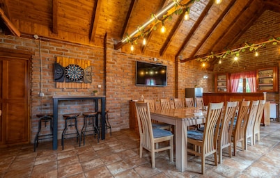Awesome home in Novo Zvecevo with sauna