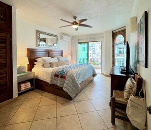 2 bedrooms, in-room safe, iron/ironing board, free WiFi