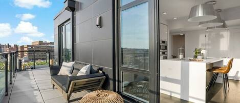 Luksus-penthouselejlighed - byudsigt | Balkon