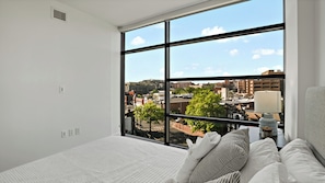 Deluxe Apartment, 2 Bedrooms, City View