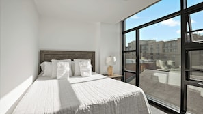 Deluxe Apartment, 2 Bedrooms, City View