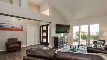 Studio (3 Bedrooms) | Woonruimte