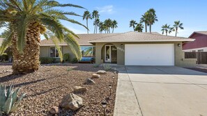 Front of property - Modern and Stylish Remodeled 4 Bdrm w/ HTD Pool! (Phoenix)