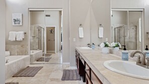 Casa (3 Bedrooms) | Baño | Toallas 