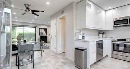 Unbeatable Old Town Location! Modern and Classy!
