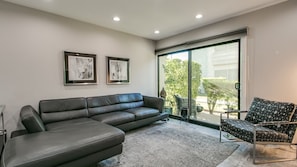Estúdio (2 Bedrooms) | Área de estar