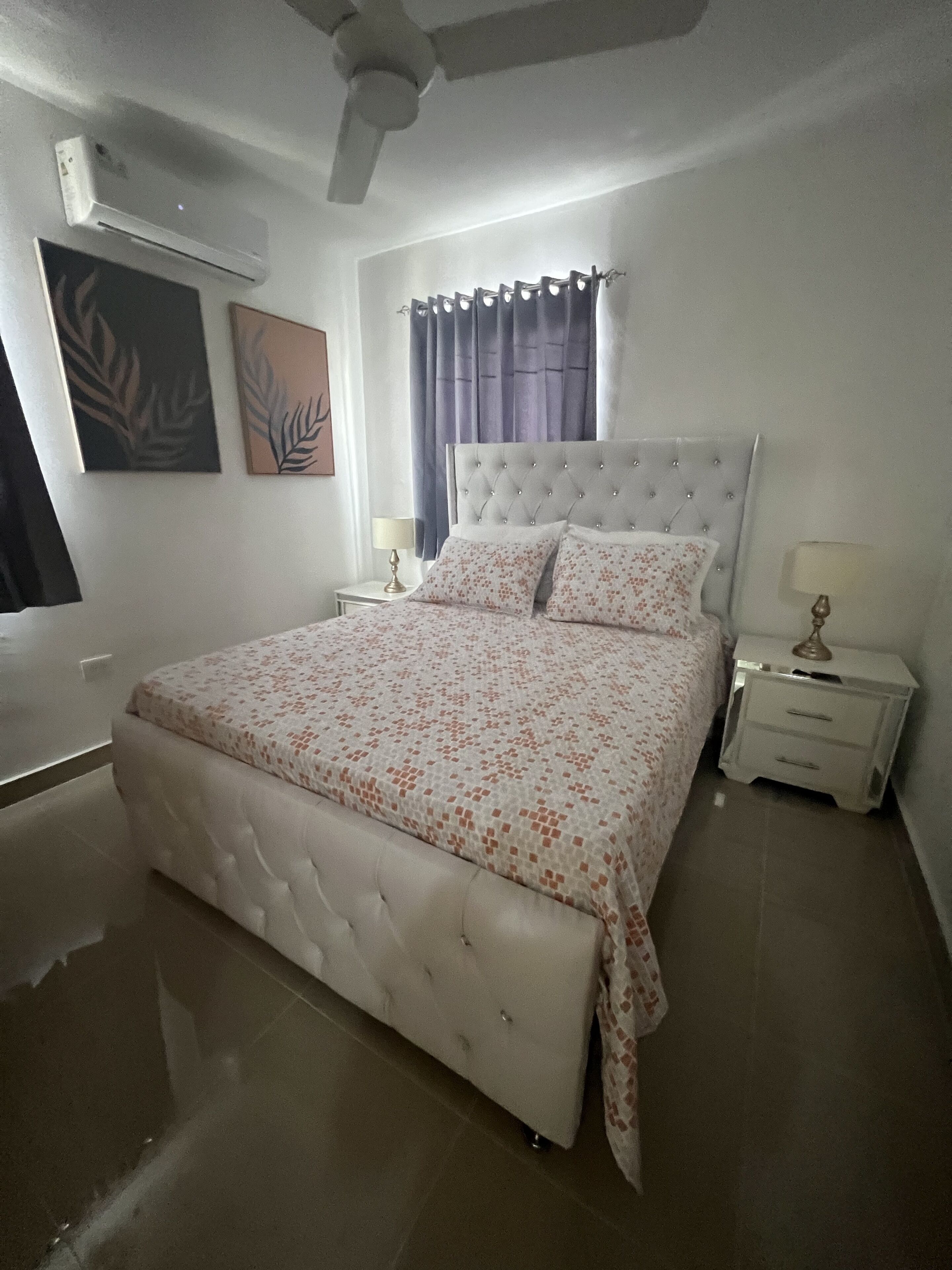 3 soverom, strykejern/-brett, wi-fi (inkludert) og sengetøy