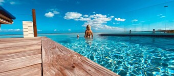 Villa Belvedere: A Luxurious and Private Oceanfront Retreat in North Caicos