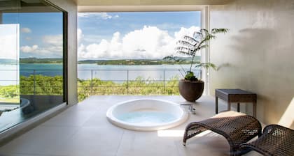 KOURI VILLA Indigo