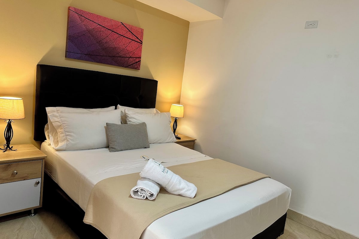 Loft Premium | 1 dormitorio, caja fuerte, escritorio