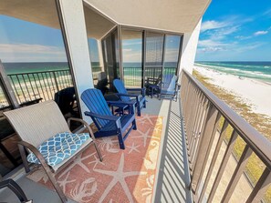 Property grounds - Relaxing Beach Retreat at Aquavista – with Pool, Hot Tub & FREE Beach Service! (Panama City Beach)
