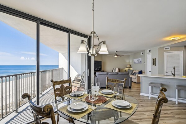 Dining - Relaxing Beach Retreat at Aquavista – with Pool, Hot Tub & FREE Beach Service! (Panama City Beach)