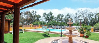 Majestic Mountain Villa with heated pool