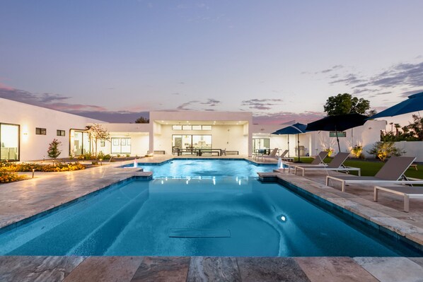 Beheizter Pool