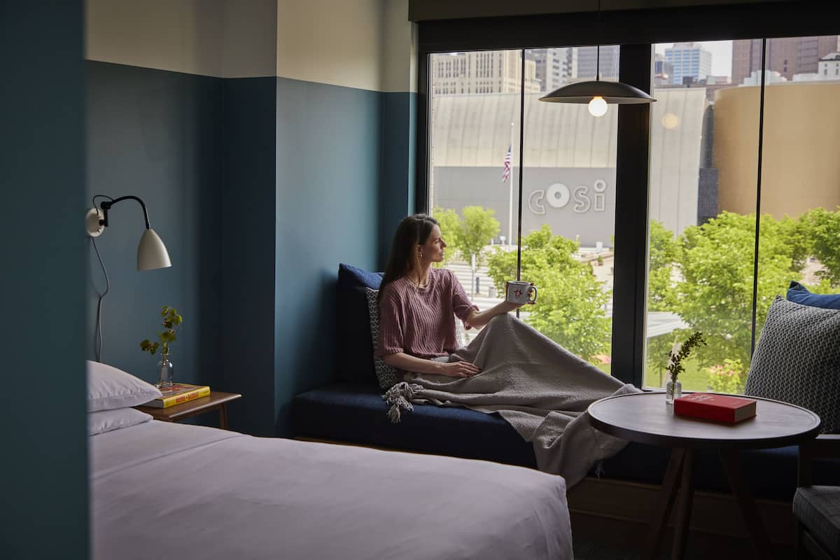 Classic Room, 1 King Bed | Premium bedding, down duvets, pillow-top beds, in-room safe
