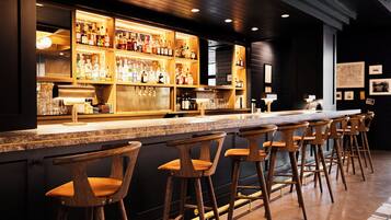 2 bars/lounges, rooftop bar, lobby lounge