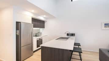 Mikrowelle, Ofen, Herdplatte, Geschirrspüler