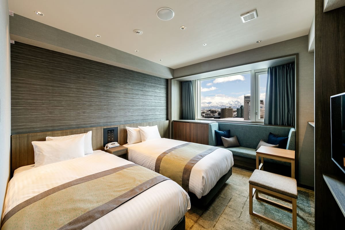 Superior Twin Room, Non Smoking | Premium bedding, down comforters, pillowtop beds, in-room safe