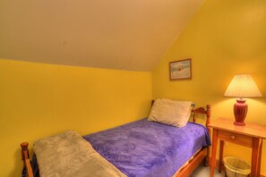 4 soverom, strykejern/-brett, wi-fi og sengetøy