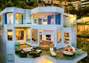 Enceinte de lâhĂ©bergement