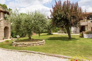 Property grounds - Villa Mignola by MMega (Perugia)