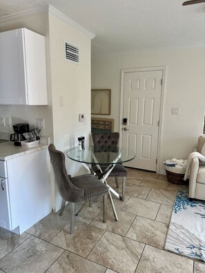 Interior - King Deluxe Suite #1 (Siesta Key)