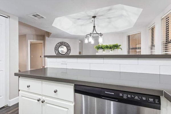 Condo (2 Bedrooms) | Private kitchen | Fridge, microwave, oven, coffee/tea maker